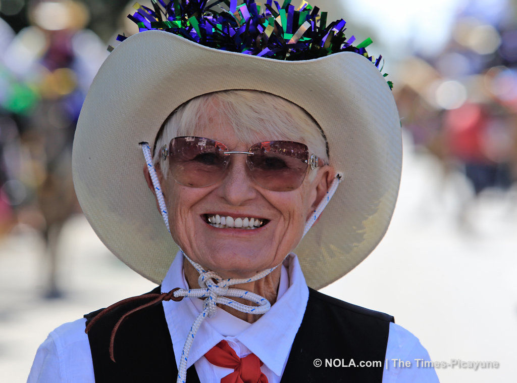 Krewe of Thoth rolls through New Orleans: See Mardi Gras parade photos